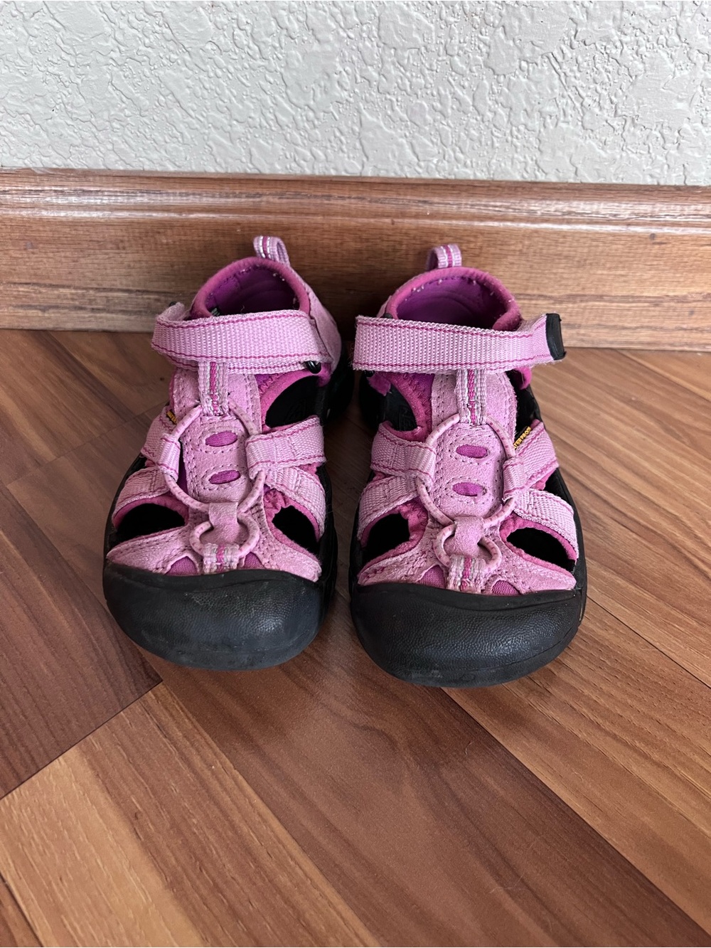 Kids Pink Outdoor Keen Sandal